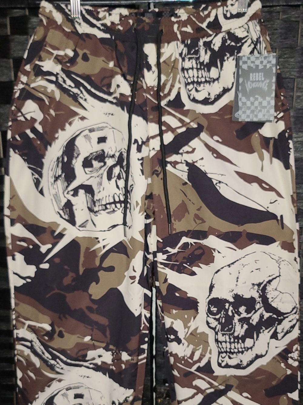 REBEL VENGEANCE Cargo Pants  camouflage SKULL SKELETON Goth size Large NWT